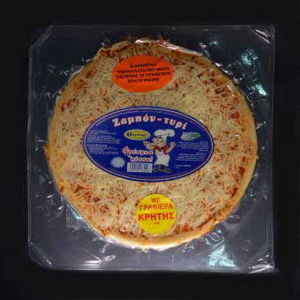 Πίτσα ζαμπόν τυρί και γραβιέρα Κρήτης